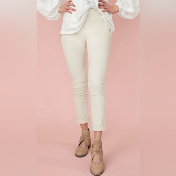 Brytny High Waisted Denim Ecru Jeans NWT - Picture 3 of 14